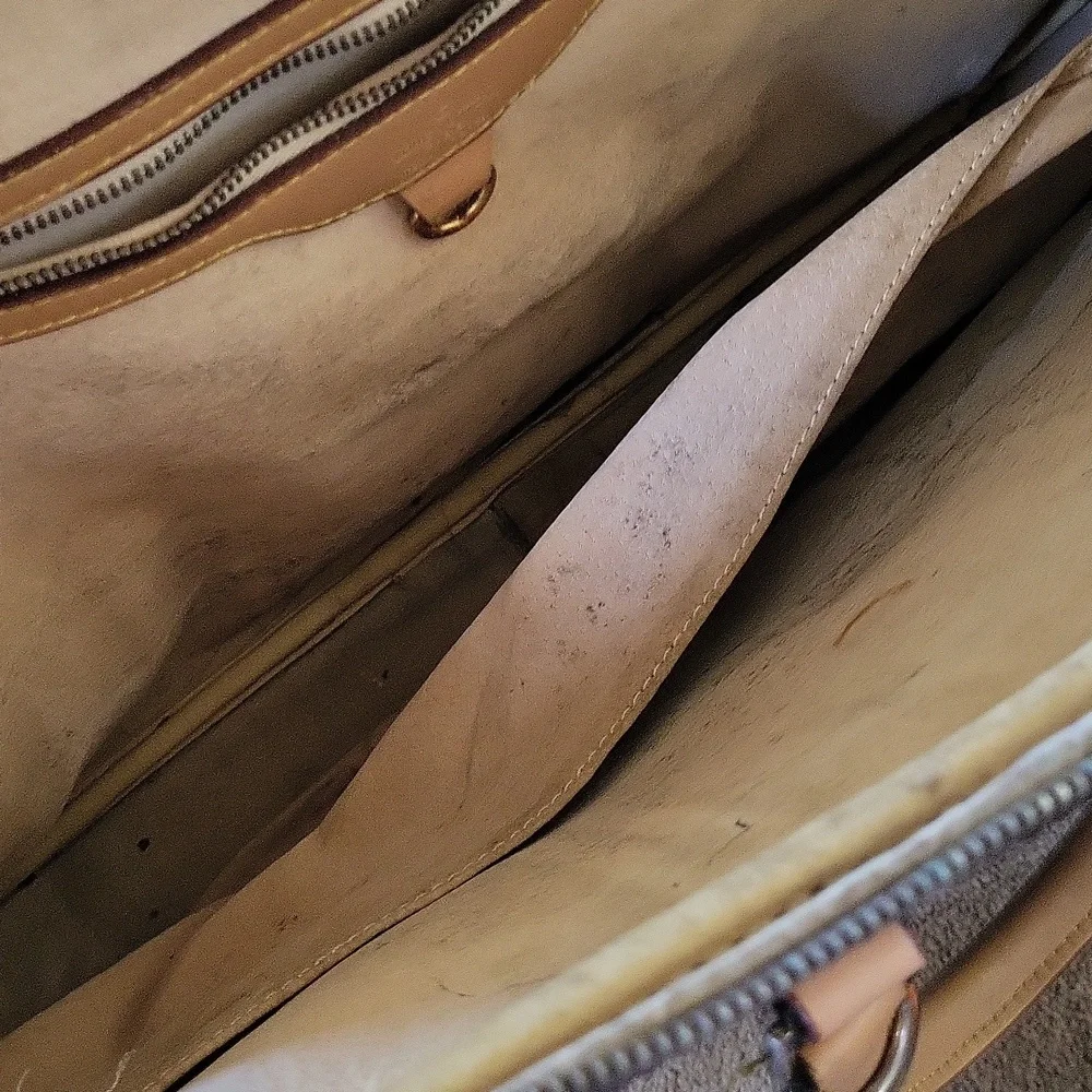 LV Logo briefcase damaged. Peefect For Crafting